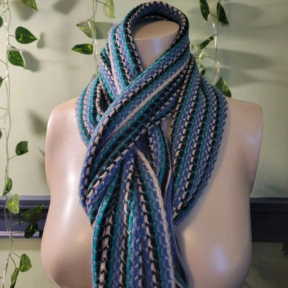 🍁2 for $14🍂 Amanda Smith Knitted Scarf - Picture 1 of 6